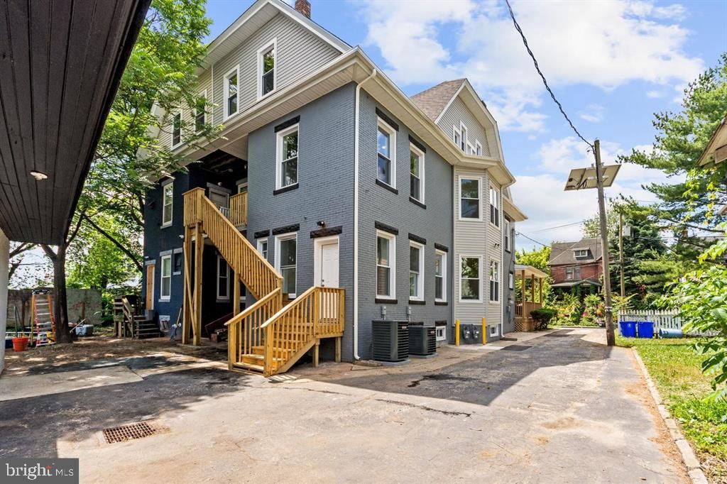 42 E CURTIS AVE, WOODBURY, NJ 08096 — exterior