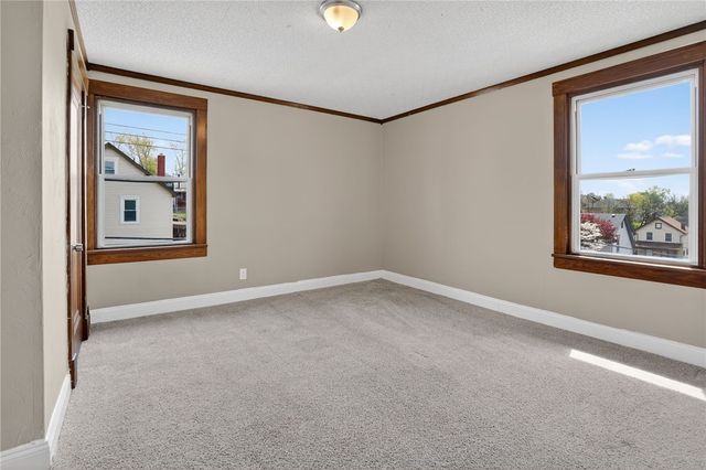3326 Stewart St, Mckeesport, PA 15132