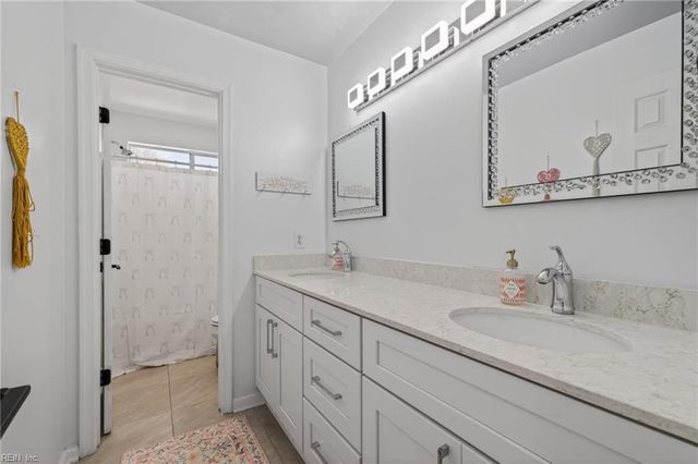 704 Camberly CT, Chesapeake, VA 23320