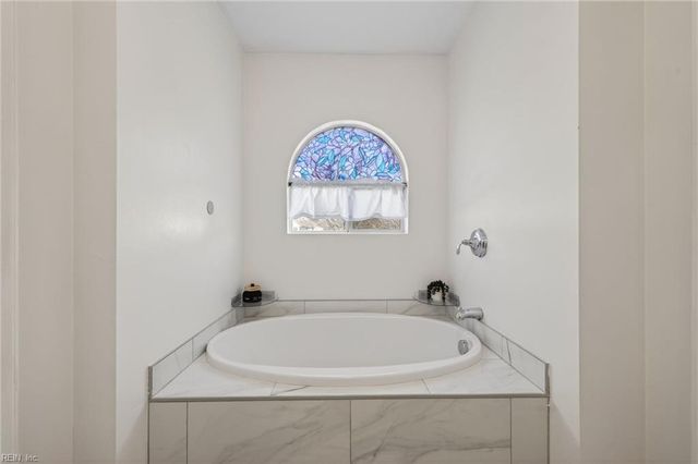 704 Camberly CT, Chesapeake, VA 23320