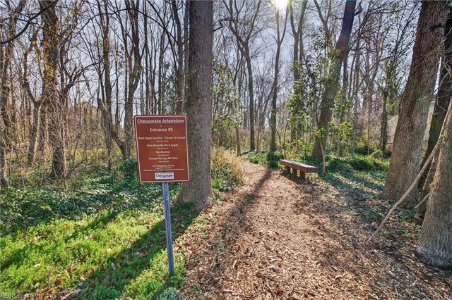 704 Camberly CT, Chesapeake, VA 23320