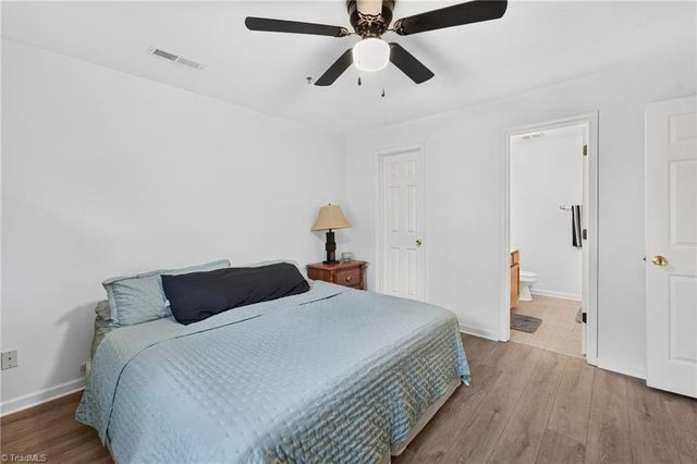 2206 McConnell Drive, Kernersville, NC 27284