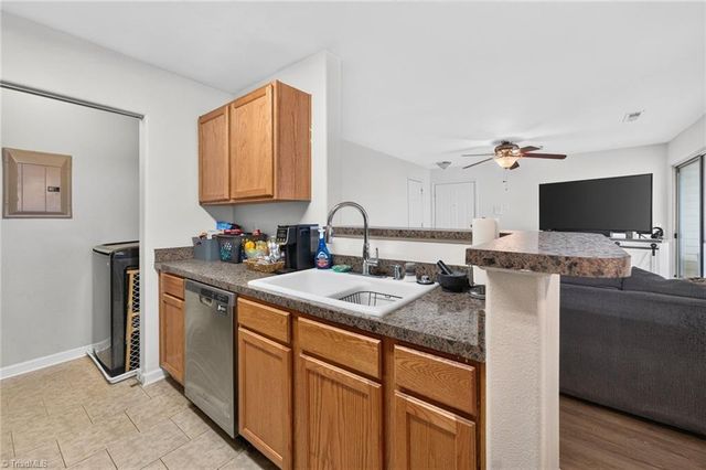 2206 McConnell Drive, Kernersville, NC 27284