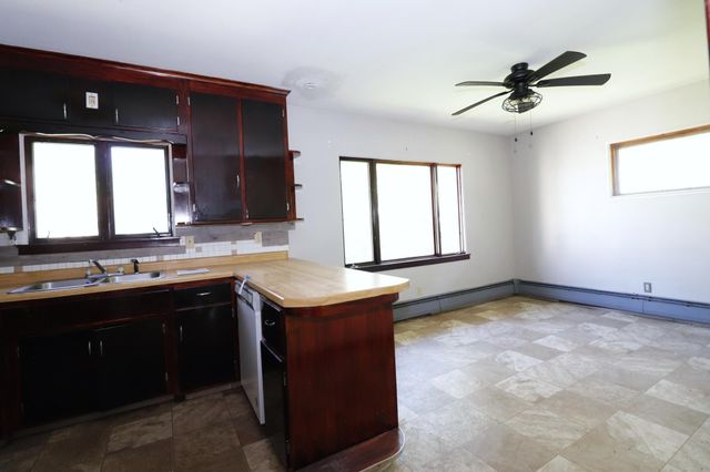 718 1st Street SW, Faribault, MN 55021