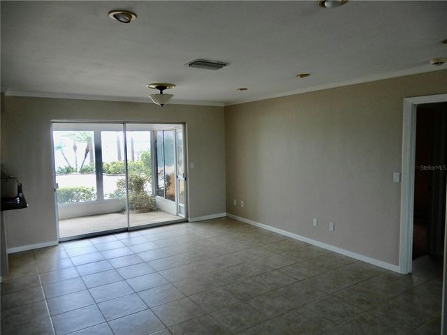 337 1ST STREET W, Tierra Verde, FL 33715