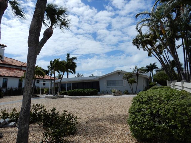 337 1ST STREET W, Tierra Verde, FL 33715