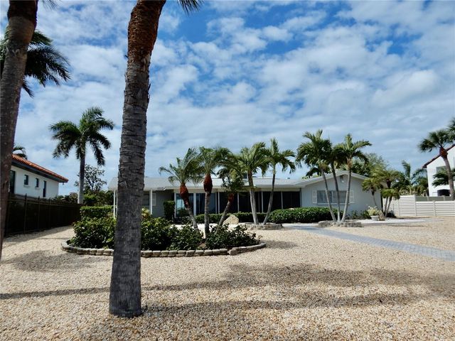 337 1ST STREET W, Tierra Verde, FL 33715