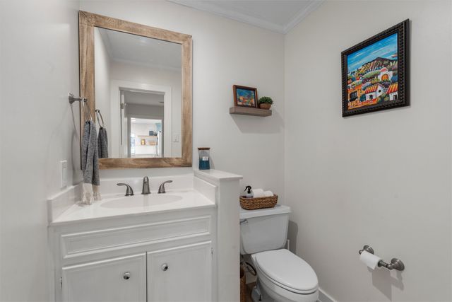 809 Woodland West Drive, Woodway, TX 76712