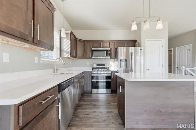 504 Summerbrook Estates Court, Wentzville, MO 63385