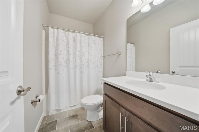 504 Summerbrook Estates Court, Wentzville, MO 63385