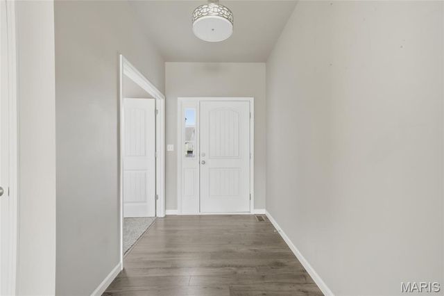 504 Summerbrook Estates Court, Wentzville, MO 63385