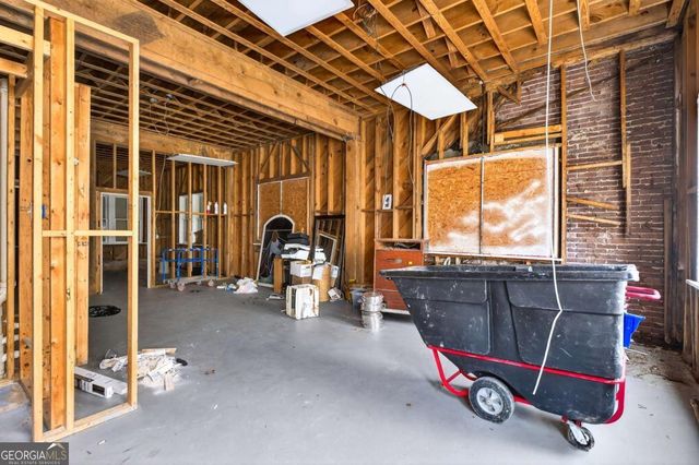 669 Dill Avenue SW, Atlanta, GA 30310