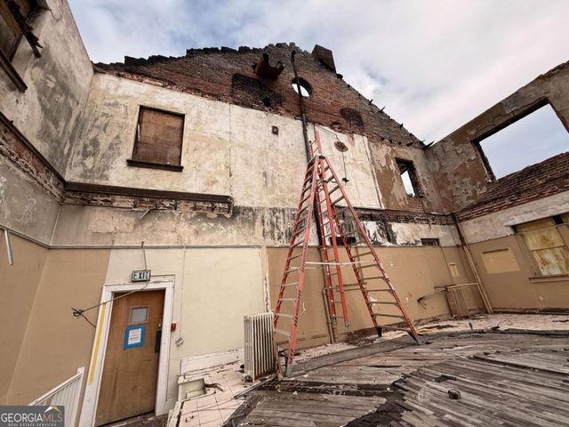 669 Dill Avenue SW, Atlanta, GA 30310