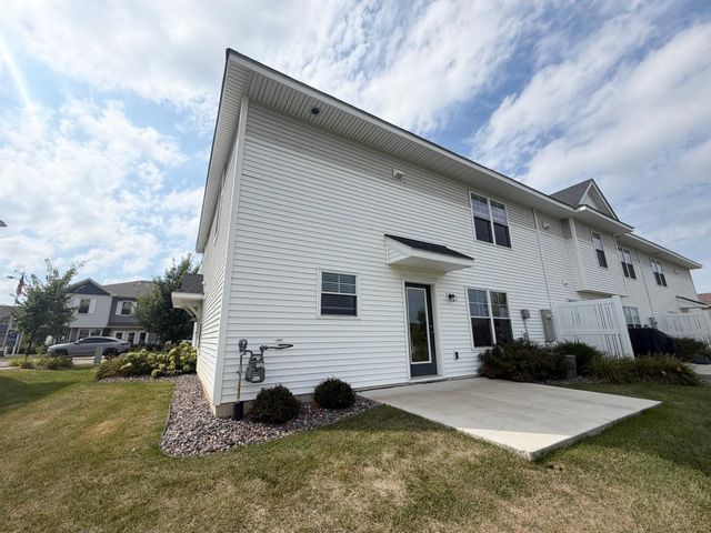 21820 Wisteria Way, Farmington, MN 55024