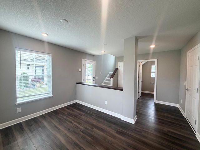 21820 Wisteria Way, Farmington, MN 55024