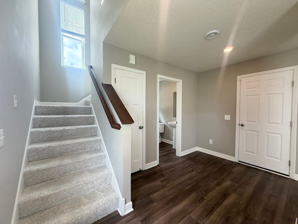 21820 Wisteria Way, Farmington, MN 55024 — photo 4