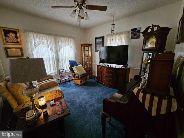 213 GARNET ST, Carneys Point, NJ 08069