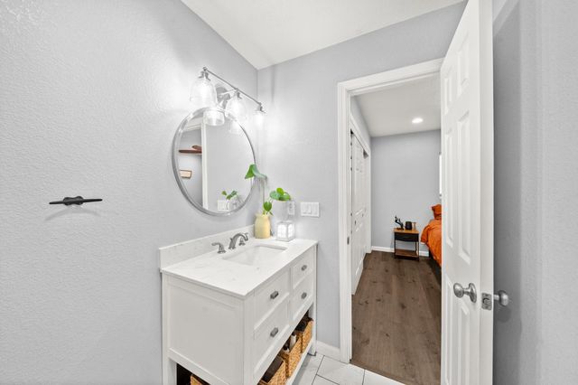 379 Bird St, Yuba City, CA 95991