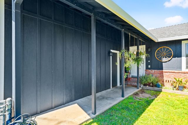 379 Bird St, Yuba City, CA 95991