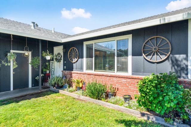 379 Bird St, Yuba City, CA 95991