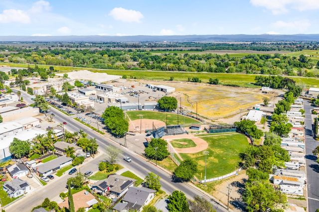 379 Bird St, Yuba City, CA 95991