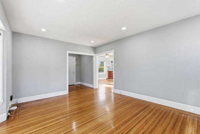 2801 Bartlett Street, Oakland, CA 94602