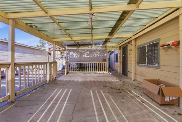 2801 Bartlett Street, Oakland, CA 94602