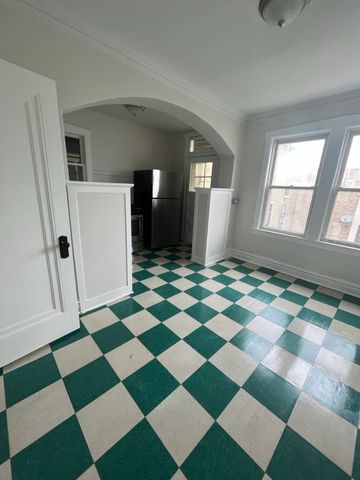 5042 W 21st Place 8, Cicero, IL 60804