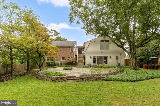 11000 ROSEMONT DR, Rockville, MD 20852