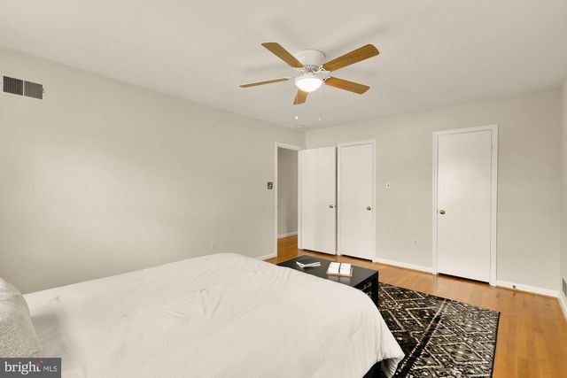 11000 ROSEMONT DR, Rockville, MD 20852