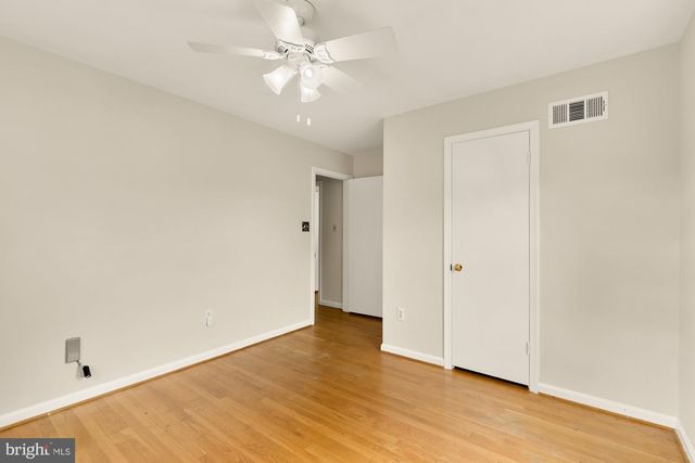 11000 ROSEMONT DR, Rockville, MD 20852