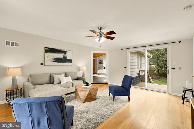 11000 ROSEMONT DR, Rockville, MD 20852