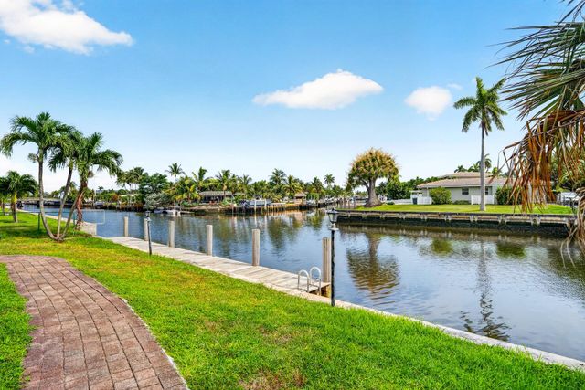 840 PINE Drive 104, Pompano Beach, FL 33060
