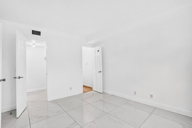 840 PINE Drive 104, Pompano Beach, FL 33060