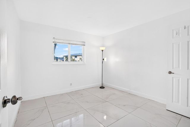 840 PINE Drive 104, Pompano Beach, FL 33060