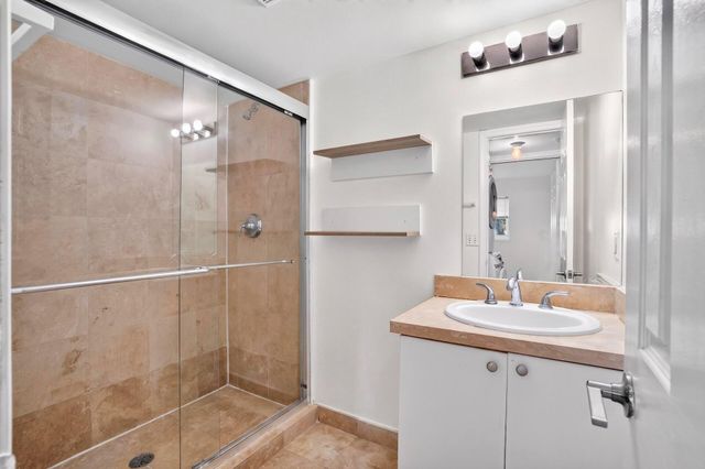 840 PINE Drive 104, Pompano Beach, FL 33060