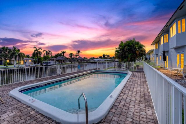 840 PINE Drive 104, Pompano Beach, FL 33060