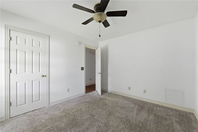 1719 Misty Lane, Fayetteville, AR 72701