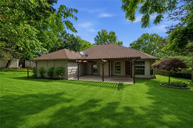 1719 Misty Lane, Fayetteville, AR 72701