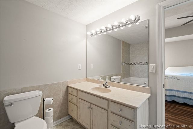 4219 Limestone Trace, Jeffersonville, IN 47130