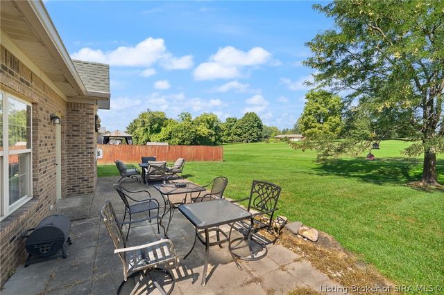 4219 Limestone Trace, Jeffersonville, IN 47130