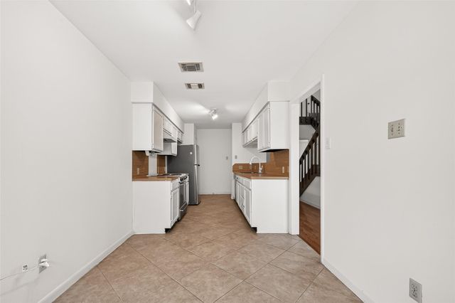 12510 Sungate Lane, Houston, TX 77071