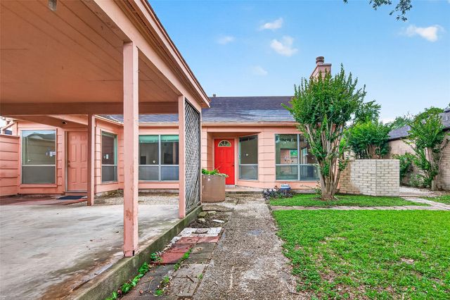12510 Sungate Lane, Houston, TX 77071
