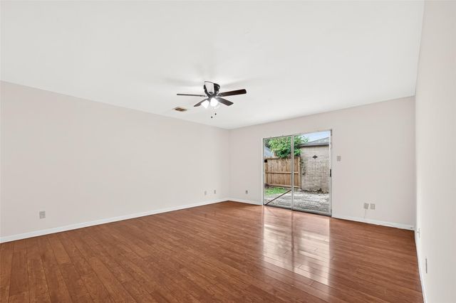 12510 Sungate Lane, Houston, TX 77071