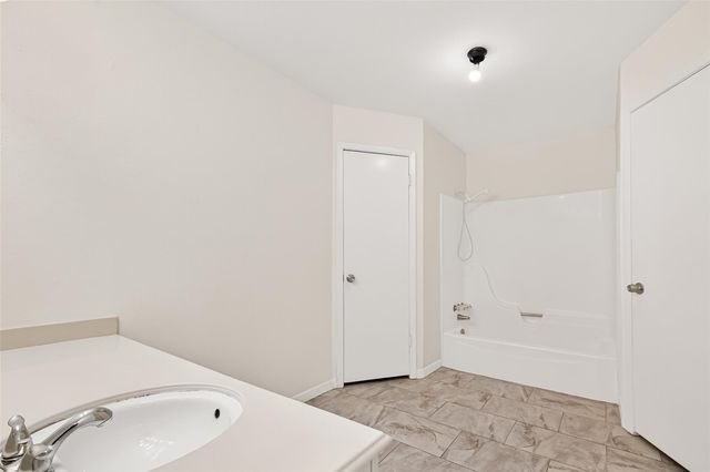 12510 Sungate Lane, Houston, TX 77071