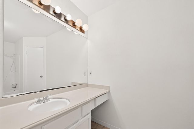 12510 Sungate Lane, Houston, TX 77071