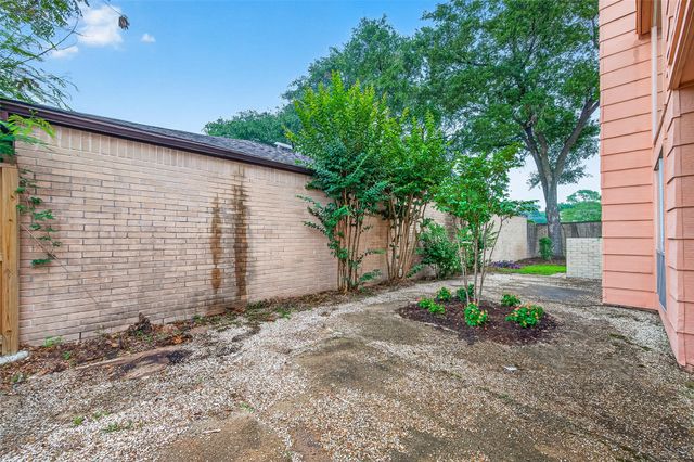 12510 Sungate Lane, Houston, TX 77071