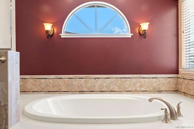 23731 Gymkhana Road, Ramona, CA 92065