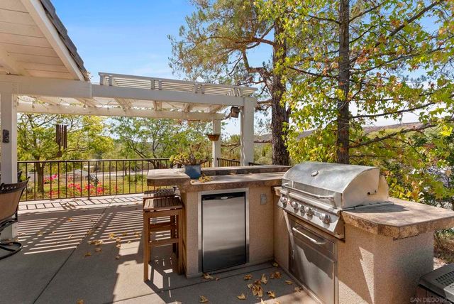 23731 Gymkhana Road, Ramona, CA 92065