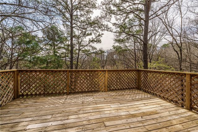 124 Oakridge Drive, Eureka Springs, AR 72632